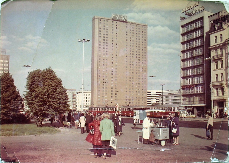 Warszawa hotel Forum widokówka